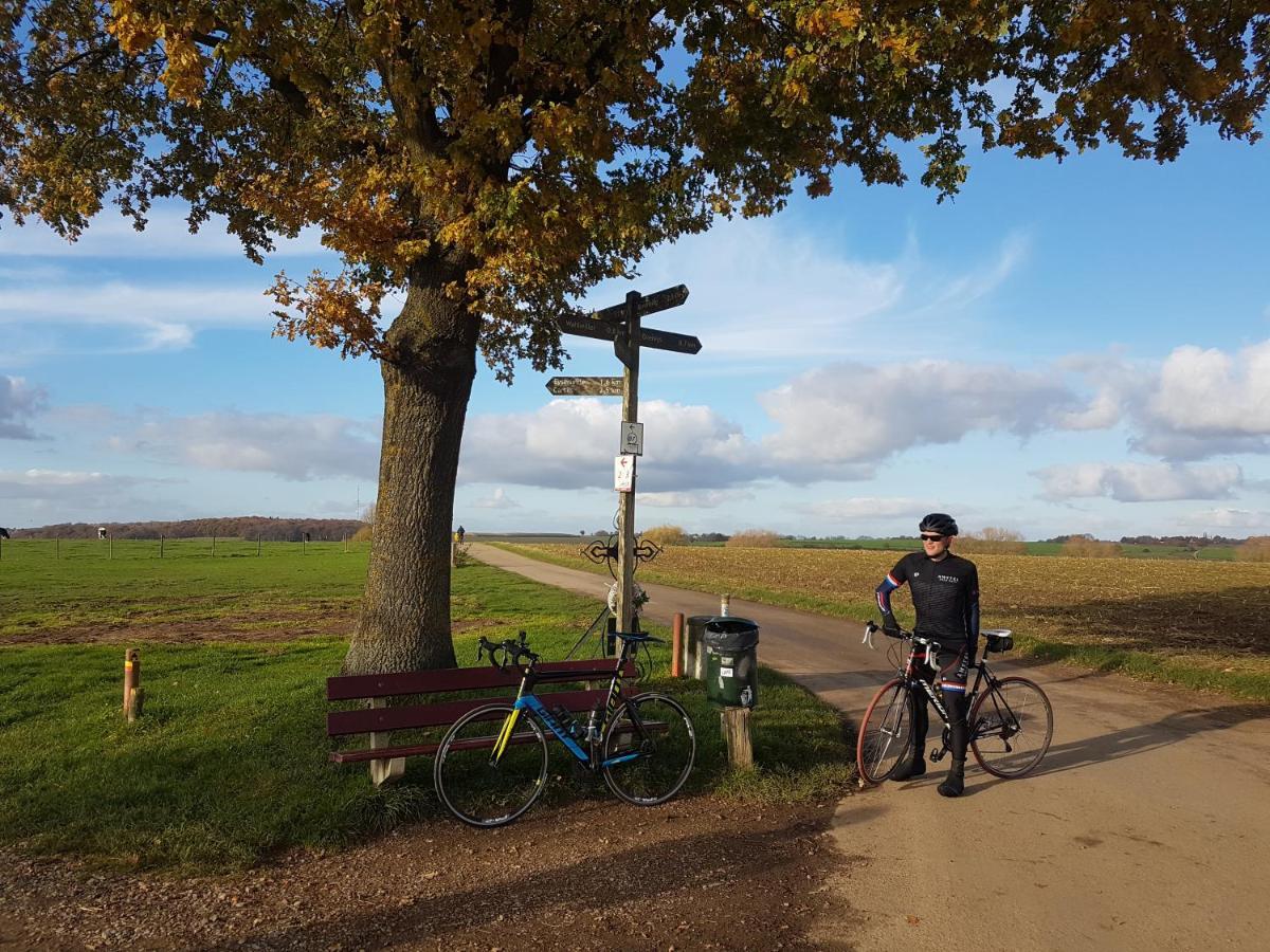 Bike B&B Brakke Berg Berg en Terblijt Eksteriør billede